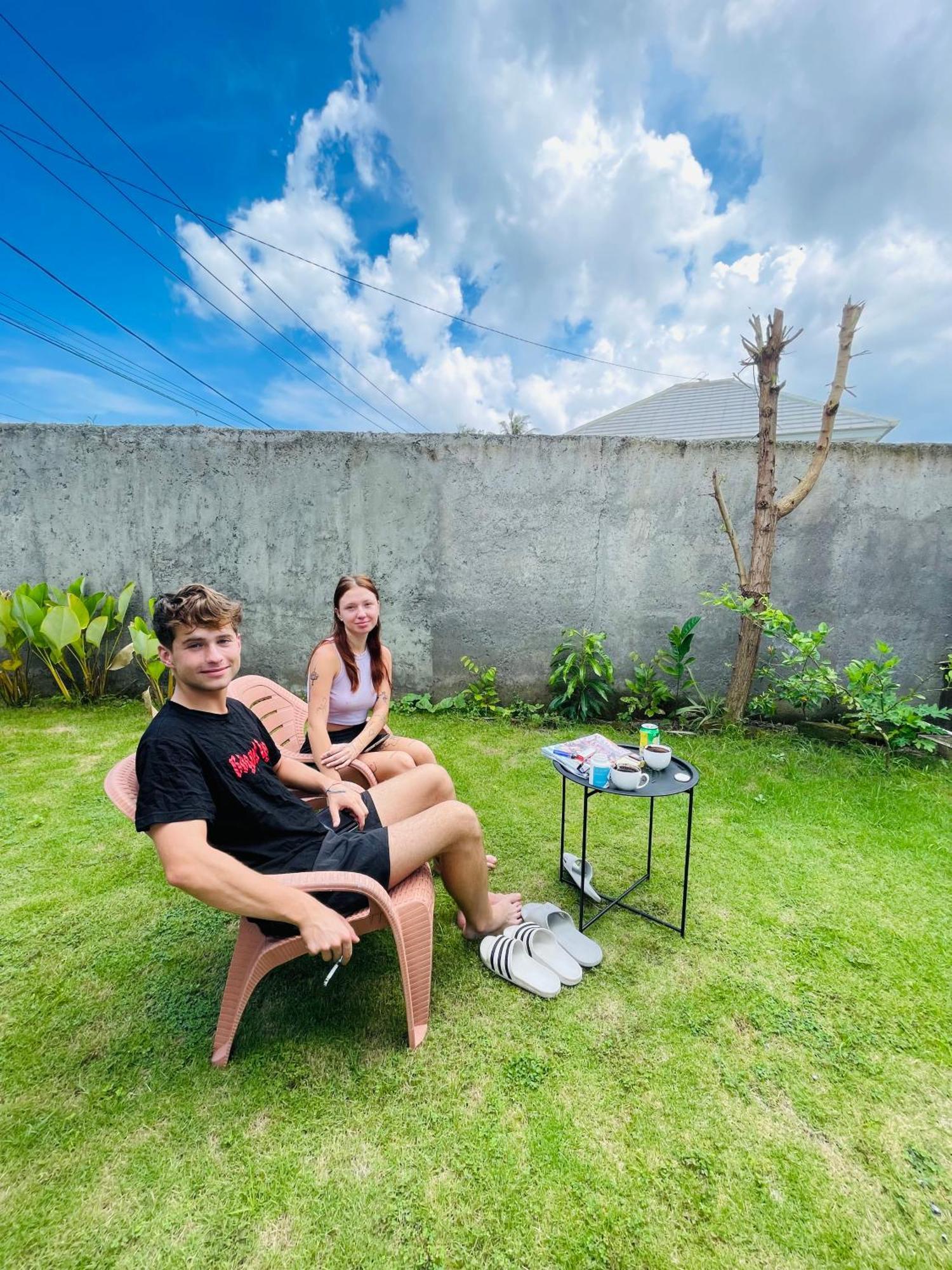 Casa De Breeza * Perampuan